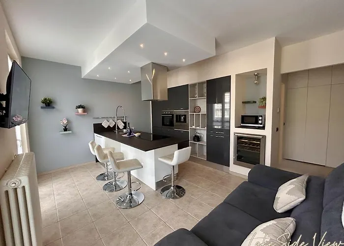 Daire Lakeside View Colico