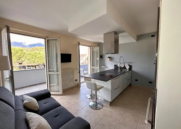 Lakeside View Colico